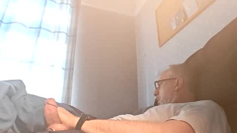 grossebite4444 online show from 7, 6, 2026