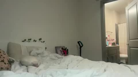 grrlgod online show from 7, 3, 2026