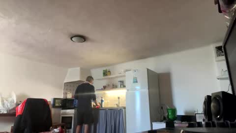 guardiannif_ online show from 6, 1, 2026