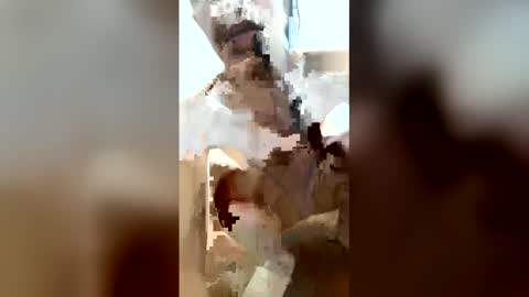 Snapshot of guarromanticxs chatting on 7, 6, 2026 guarromanticxs online show from 7, 6, 2026