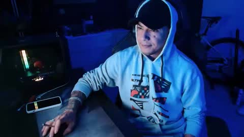 Snapshot of guayaco_ chatting on 22, 11, 2025 Guayaco online show from 22, 11, 2025