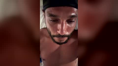 Snapshot of gucci4u2 chatting on 9, 4, 2026 gucci4u2 online show from 9, 4, 2026