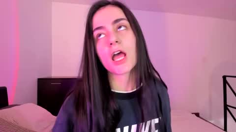 Elena online show from 28, 2, 2025