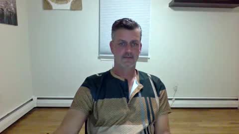 Snapshot of gudguy2025 chatting on 5, 10, 2025 gudguy2025 online show from 5, 10, 2025