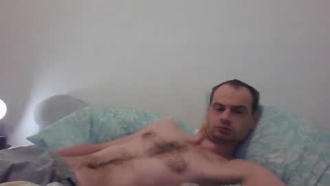 Snapshot of guil67728799 chatting on 27, 11, 2025 guil67728799 online show from 27, 11, 2025