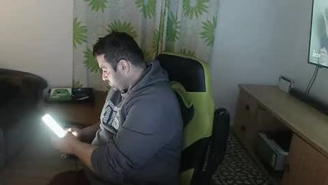 guillaume666286050 online show from 6, 1, 2026