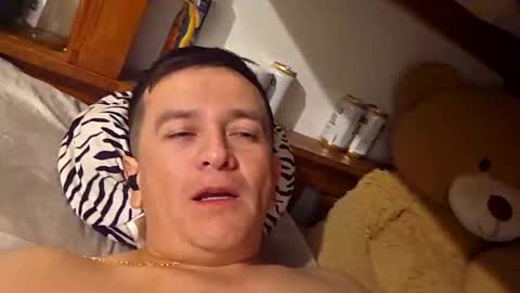 Snapshot of guillopineros chatting on 5, 4, 2026 guillopineros online show from 5, 4, 2026