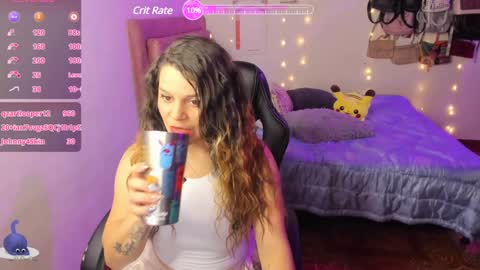 Hello Im Julieta Im 25 years old welcome to my room have fun and be happy. online show from 2, 2, 2025