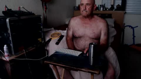 Snapshot of guitarsexgod2 chatting on 22, 7, 2026 guitarsexgod2 online show from 22, 7, 2026