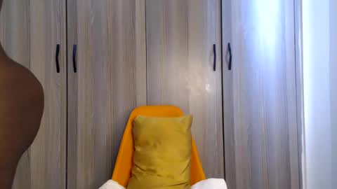 Snapshot of gulpess chatting on 17, 6, 2026 Miss Incredible online show from 17, 6, 2026