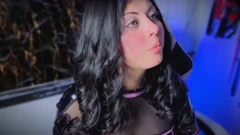 Antonella online show from 7, 5, 2026