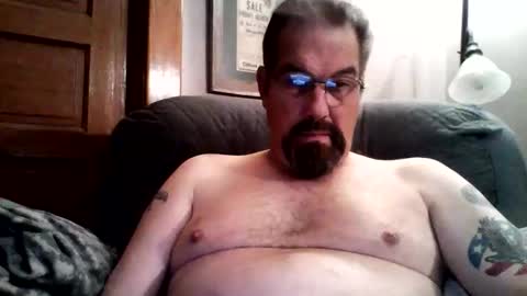 Snapshot of guy4fun8 chatting on 26, 11, 2025 guy4fun8 online show from 26, 11, 2025