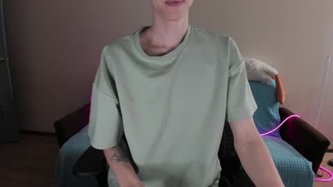 guy_liam1 online show from 6, 2, 2025