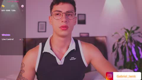 Snapshot of guy_twinks chatting on 3, 8, 2026 Gabriel online show from 3, 8, 2026