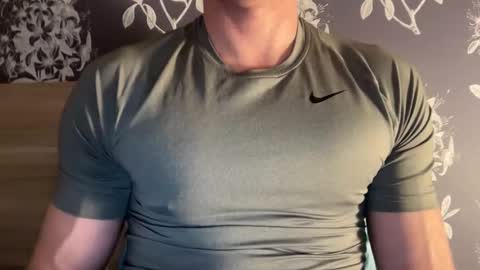 Snapshot of guyfromfinland1981 chatting on 16, 2, 2025 NaughtyFitHusband online show from 16, 2, 2025