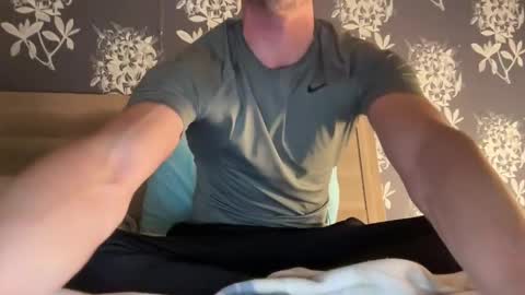 Snapshot of guyfromfinland1981 chatting on 17, 2, 2025 NaughtyFitHusband online show from 17, 2, 2025