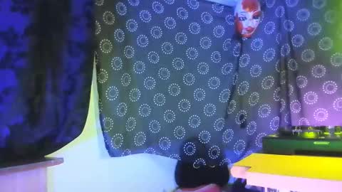 guyst049 online show from 10, 2, 2026