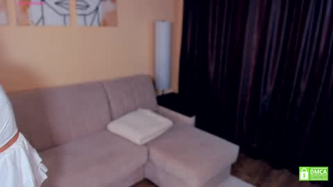 Snapshot of gwenbudlong chatting on 7, 1, 2025 Sofia online show from 7, 1, 2025