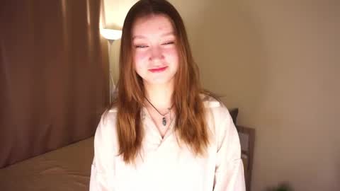 Snapshot of gwennielove chatting on 3, 5, 2026 Molly online show from 3, 5, 2026