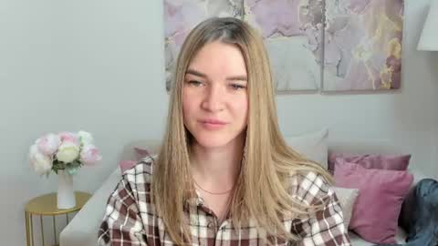 gwensmitt online show from 11, 6, 2026
