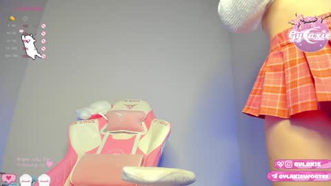   online show from 2, 12, 2024