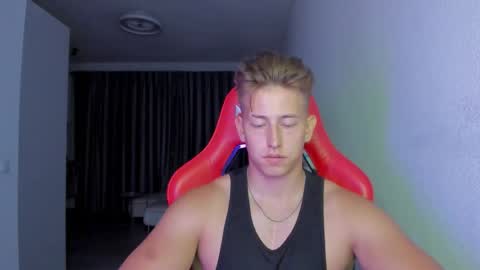 Oliver online show from 26, 11, 2025