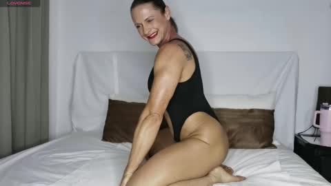 gymbunnie online show from 30, 12, 2024