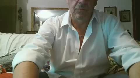 Snapshot of gyrdy chatting on 8, 12, 2024 gyrdy online show from 8, 12, 2024