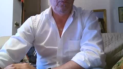 Snapshot of gyrdy chatting on 4, 1, 2025 gyrdy online show from 4, 1, 2025