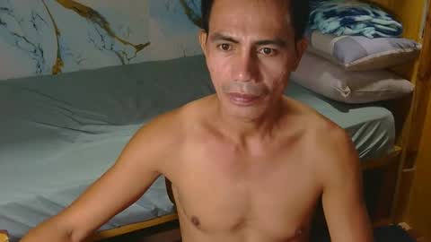 Snapshot of h0t2xh0ry chatting on 12, 5, 2026 Rue online show from 12, 5, 2026