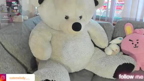 Hello Kitty online show from 4, 2, 2026