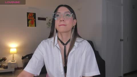 Paulina  online show from 9, 3, 2025