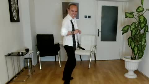 Snapshot of h_blackwood chatting on 6, 6, 2026 H. Blackwood online show from 6, 6, 2026