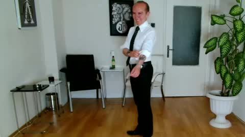 Snapshot of h_blackwood chatting on 7, 6, 2026 H. Blackwood online show from 7, 6, 2026