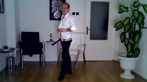 Snapshot of h_blackwood chatting on 12, 6, 2026 H. Blackwood online show from 12, 6, 2026