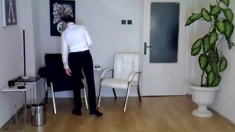 Snapshot of h_blackwood chatting on 7, 7, 2026 H. Blackwood online show from 7, 7, 2026