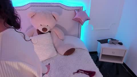 Snapshot of hade_se chatting on 15, 2, 2025 Eva online show from 15, 2, 2025
