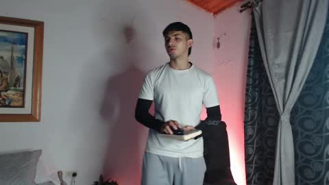 Snapshot of hadez_69 chatting on 1, 10, 2025 HADEZ online show from 1, 10, 2025