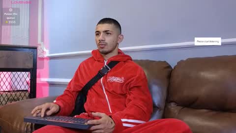 Snapshot of hadez_69 chatting on 4, 10, 2025 HADEZ online show from 4, 10, 2025