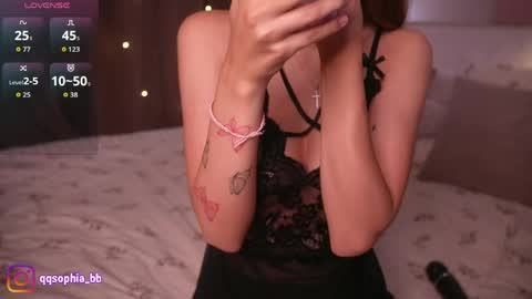 Snapshot of hadleynichols chatting on 7, 5, 2026 Hi Im Rebecca Glad to see you in my room PVT is open online show from 7, 5, 2026