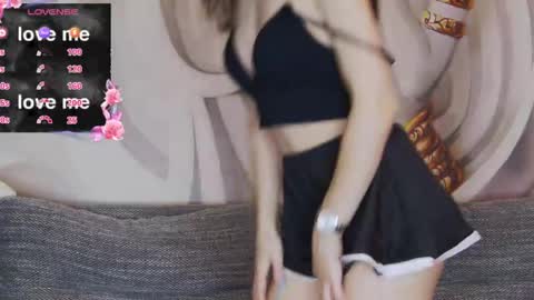 HaileyPeach online show from 4, 4, 2026