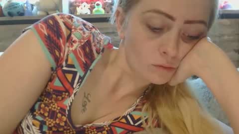 Hailey and d online show from 10, 2, 2026