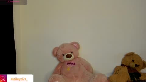 Hailey online show from 27, 3, 2026