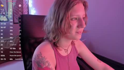 Hailey online show from 4, 12, 2025