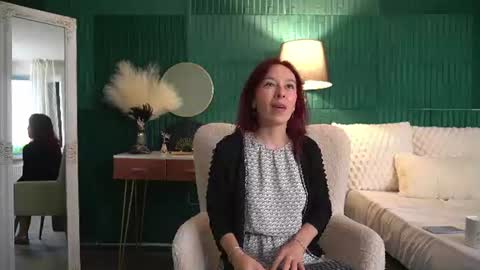 Snapshot of haileymoon85 chatting on 1, 8, 2026 Hailey online show from 1, 8, 2026
