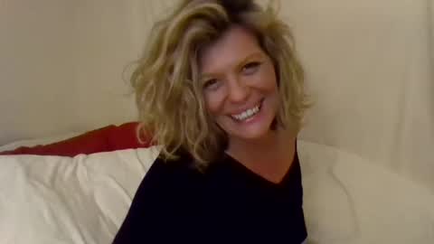 Snapshot of haileys123 chatting on 12, 1, 2025 Hailey online show from 12, 1, 2025