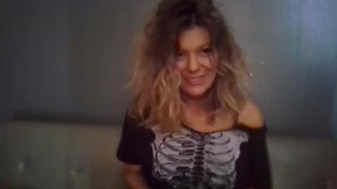 Hailey online show from 31, 10, 2025