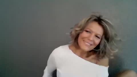 Hailey online show from 27, 2, 2026