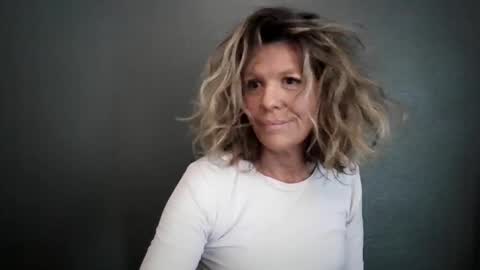 Hailey online show from 9, 6, 2026