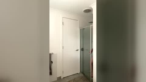 haineshunter600rbreeze online show from 13, 1, 2026